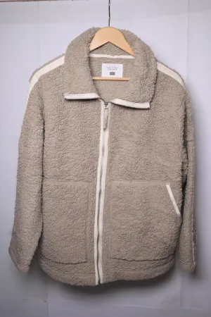 F^F Fluffy Beige Zipper Jacket with White Sleeve Accents – Cozy & Chic Outerwear