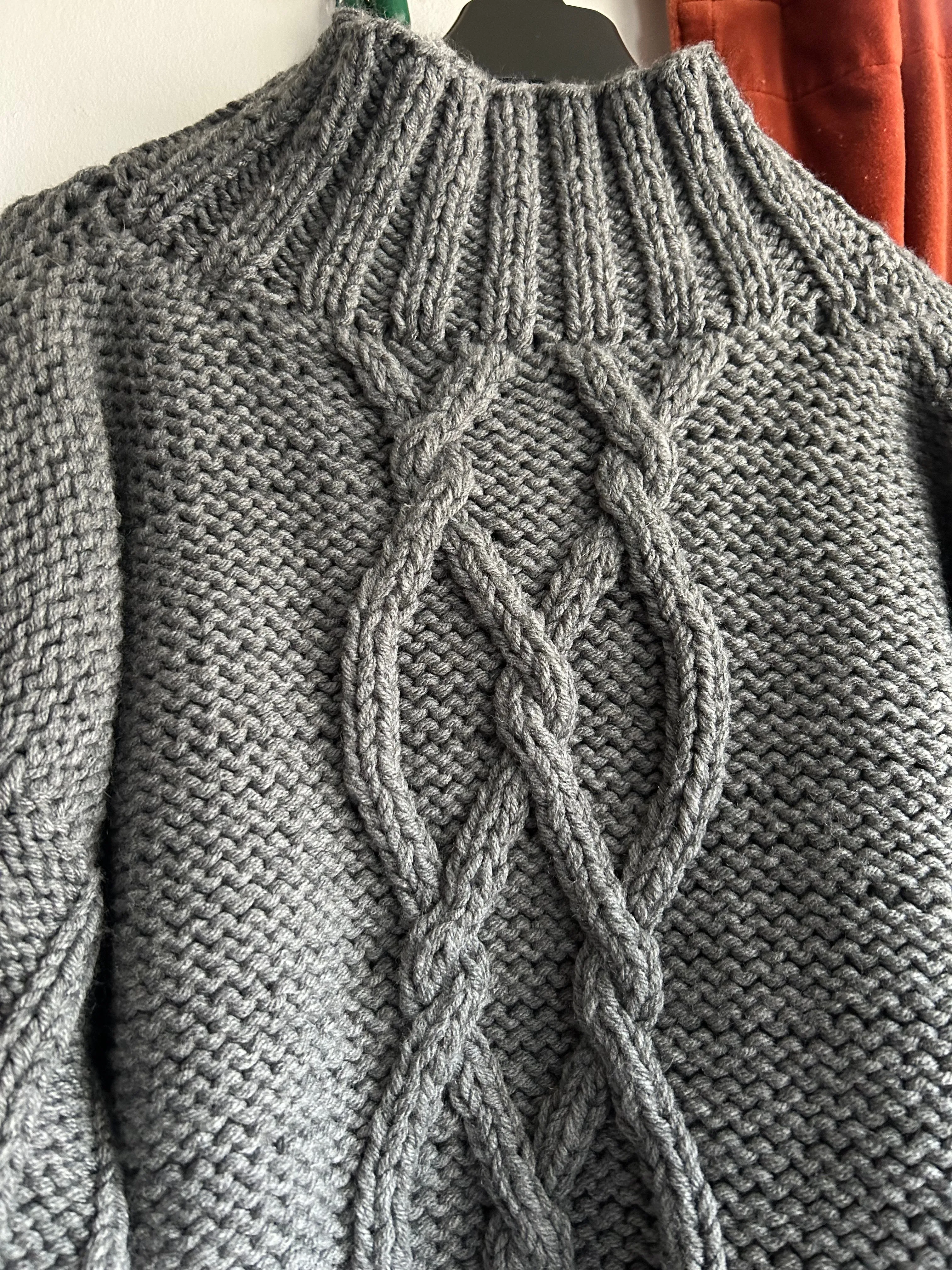 Hand Knit Men's Pullover