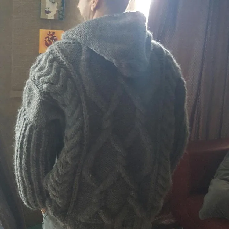 Hand Knit Men's Pullover