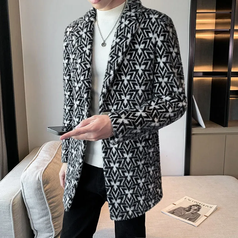 Notch Lapel Geometric Pattern Coat