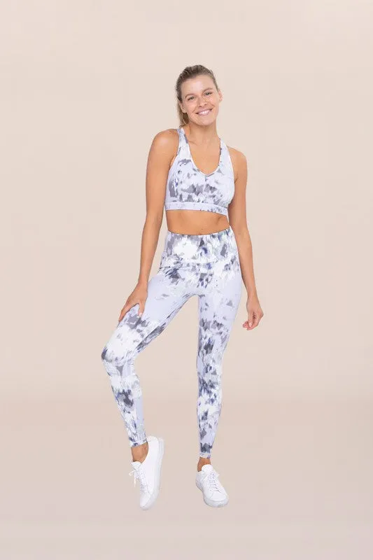 *Online Exclusive* Ice Tie-Dye High-Waist Leggings