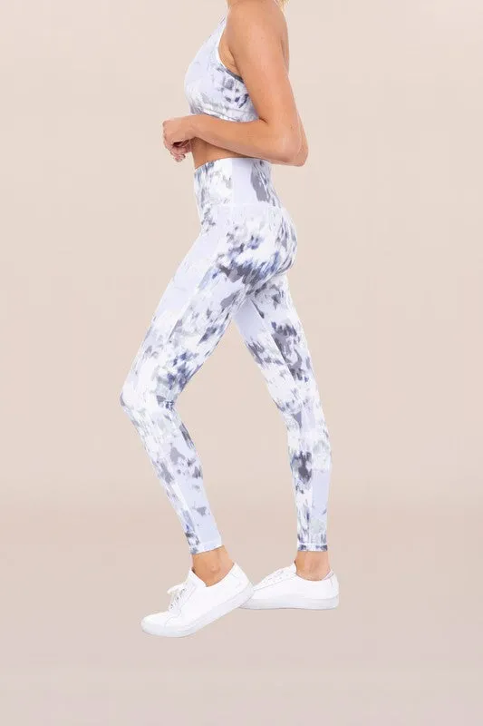 *Online Exclusive* Ice Tie-Dye High-Waist Leggings